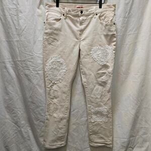 Johnny Was Dolly The Boyfriend cream jeans lace patch detail mid rise relaxed 30